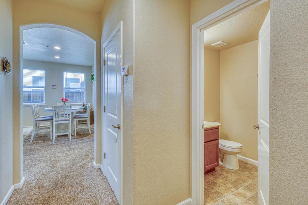 1264 Sycamore Street Property Photo 14