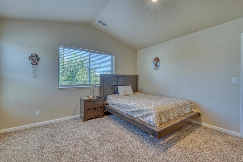 1264 Sycamore Street Property Photo 20
