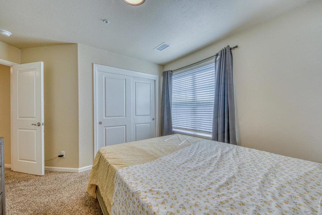 1264 Sycamore Street Property Photo 26