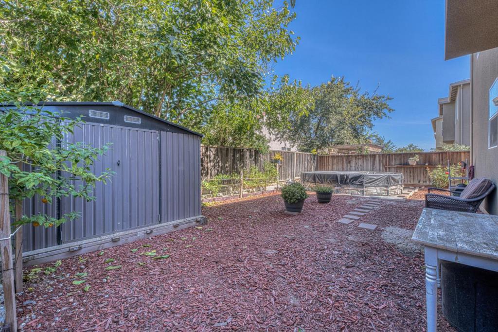 1264 Sycamore Street Property Photo 32