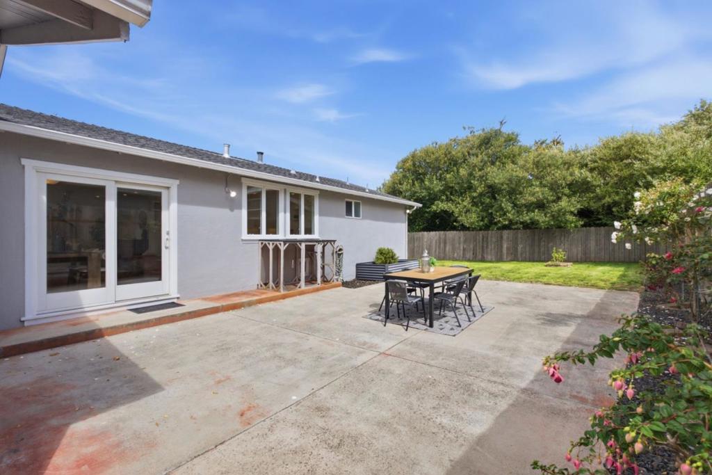1239 Galvez Drive Property Photo 37
