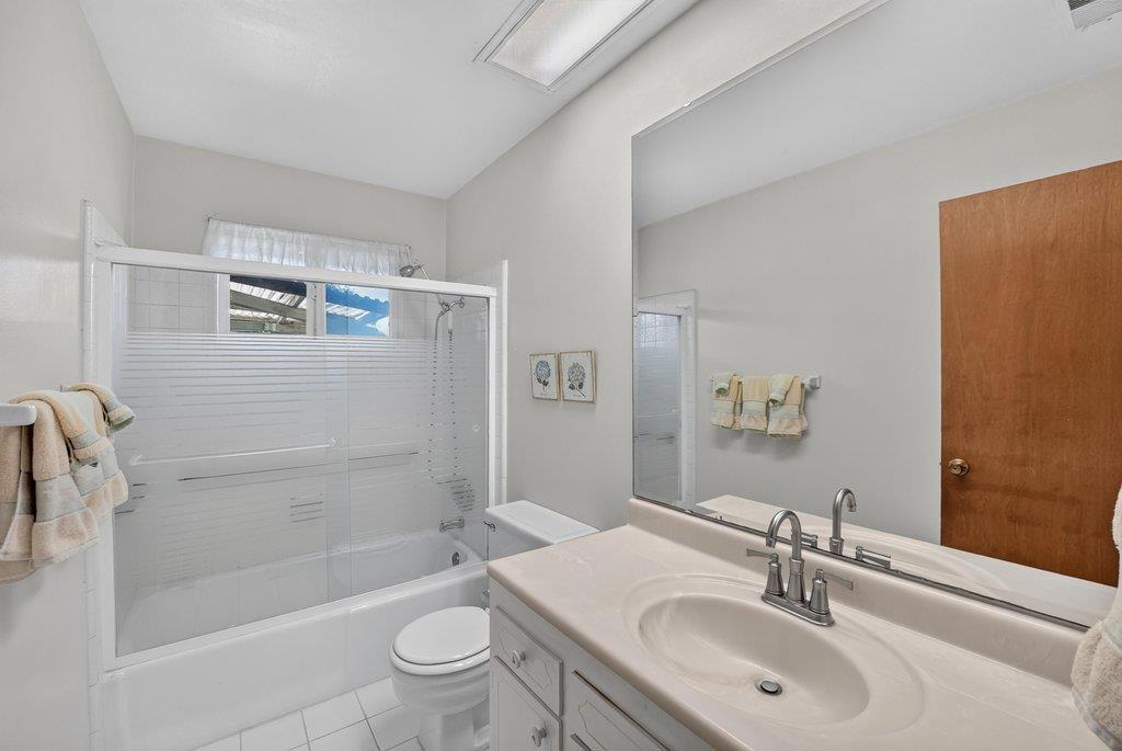 25 Brook Court Property Photo 12