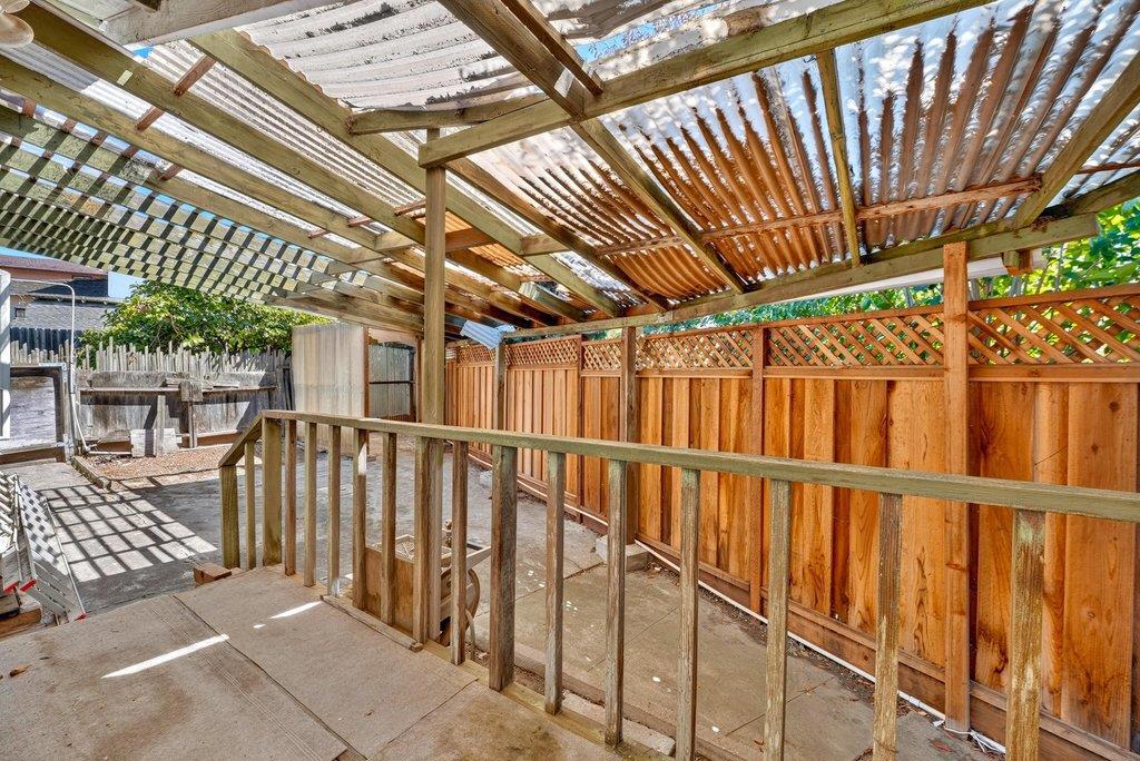25 Brook Court Property Photo 19
