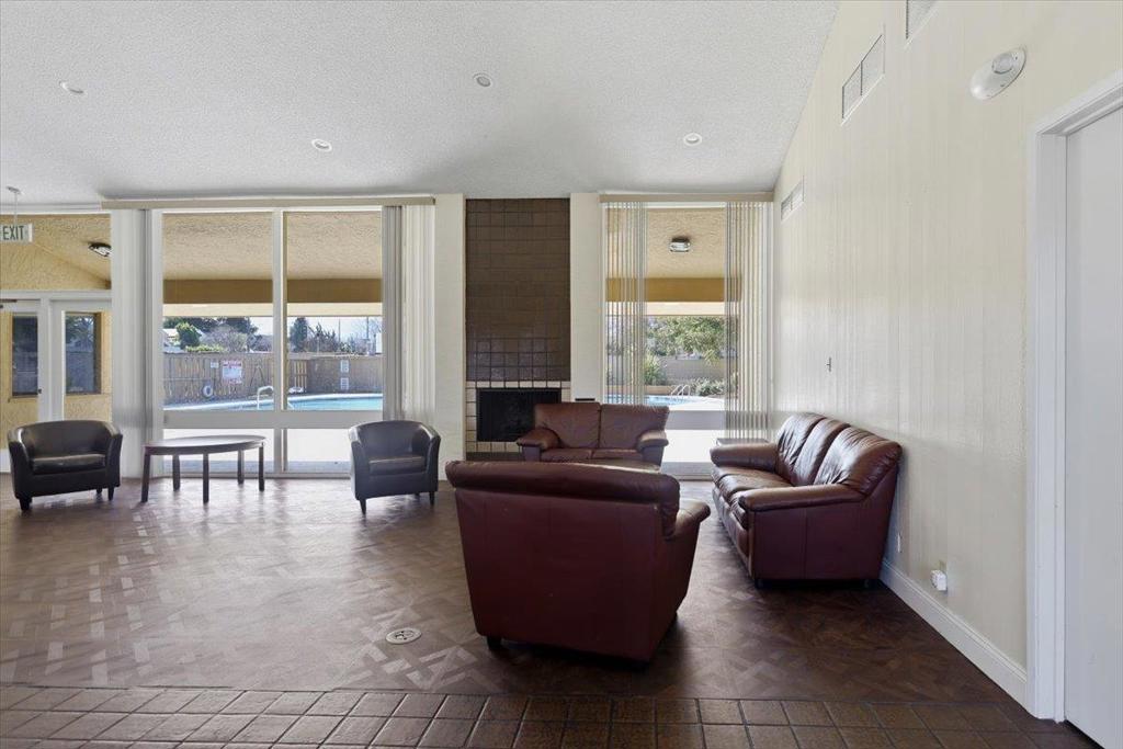 125 Connemara Way 115 Property Photo 49