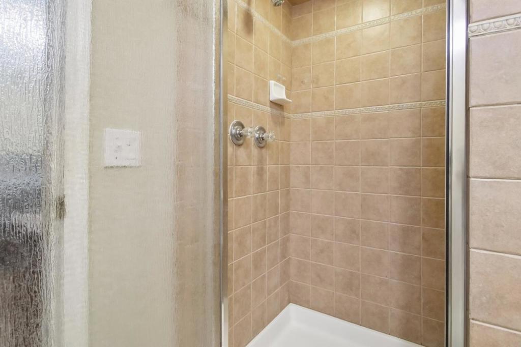 8980 Oak Road Property Photo 32
