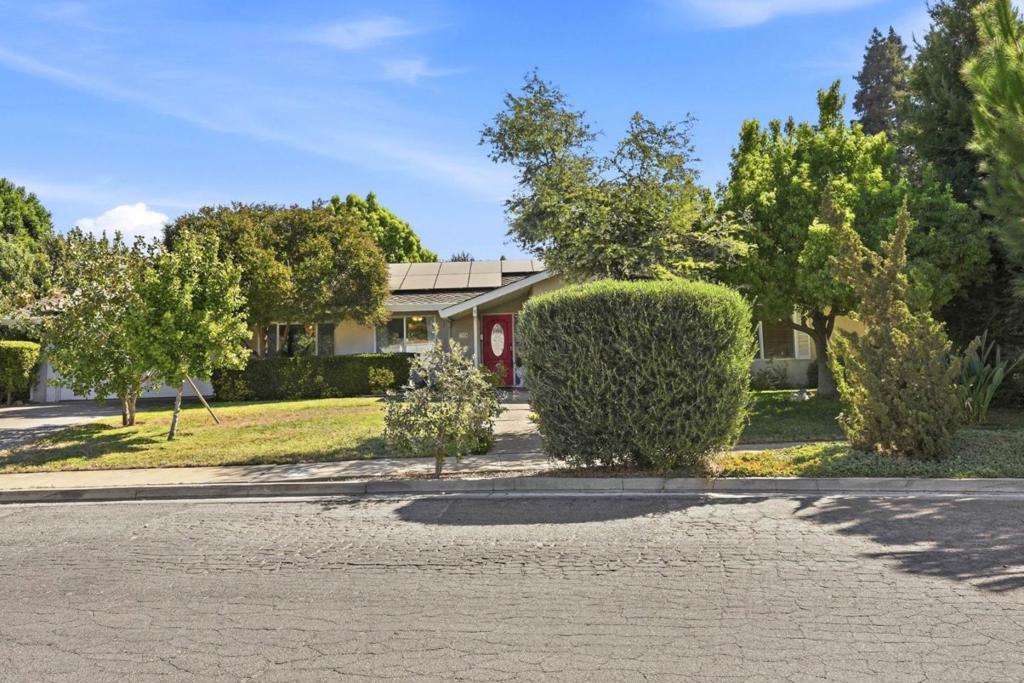 2874 El Camino Real Property Photo 4