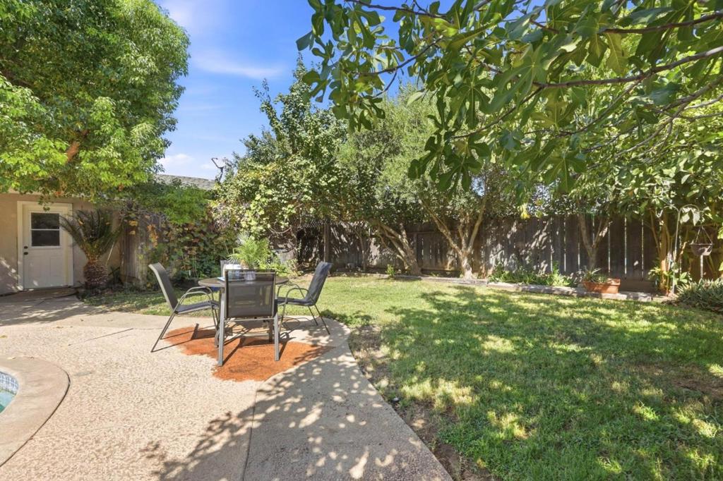 2874 El Camino Real Property Photo 88