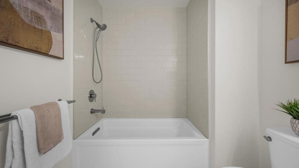 555 Innes Avenue 313 Property Photo 35