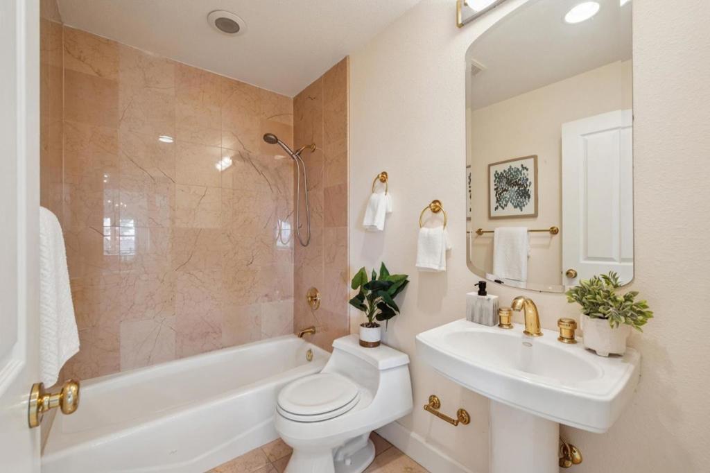 590 Miramar Drive Property Photo 36