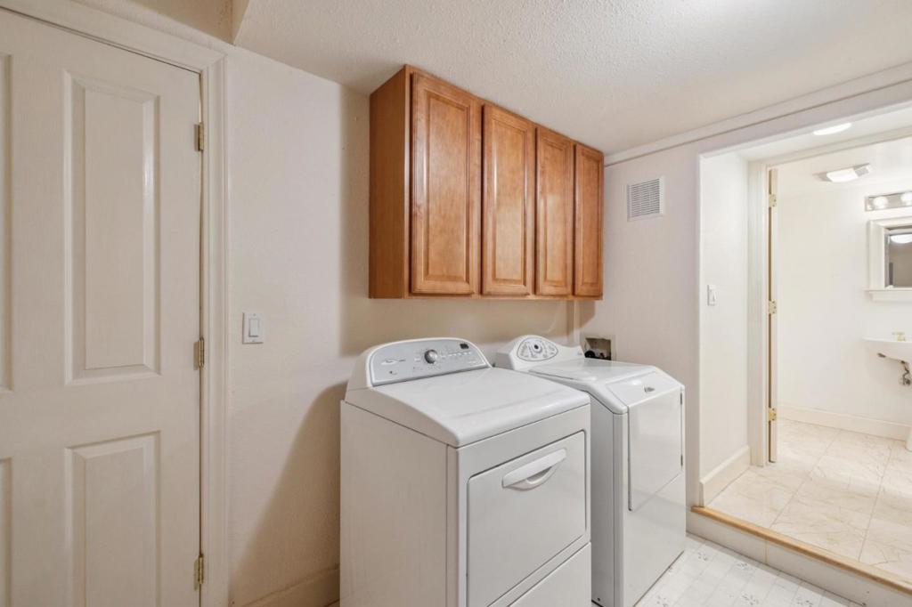 590 Miramar Drive Property Photo 46