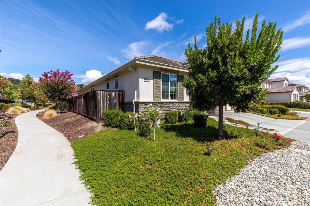 1787 Fennel Place Property Photo 3