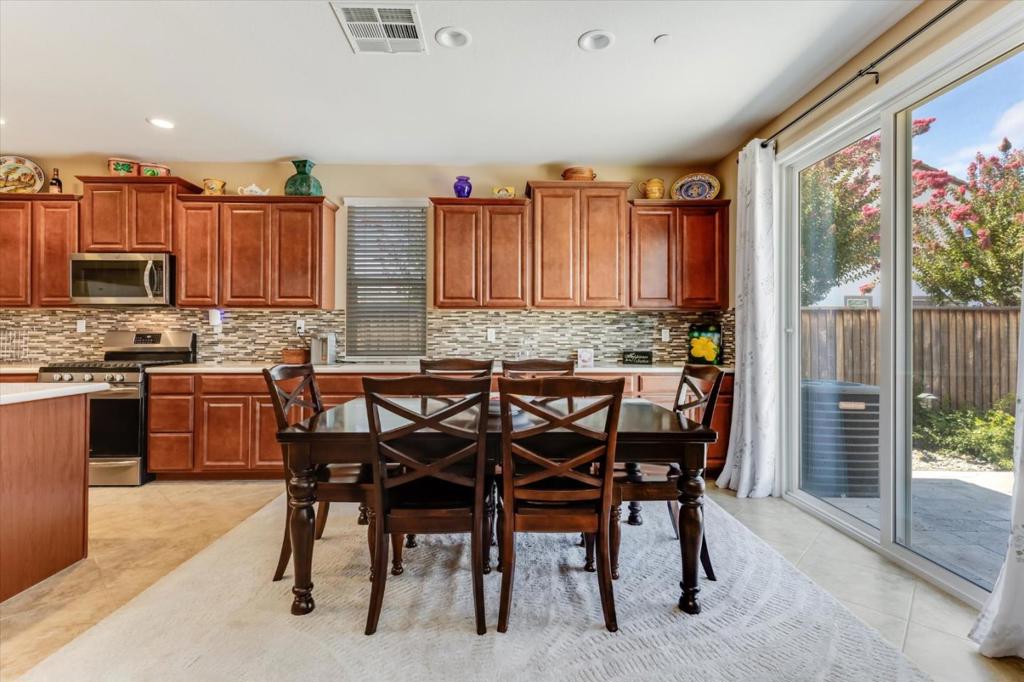 1787 Fennel Place Property Photo 14