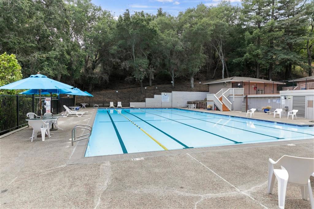 22990 Cricket Hill Road Property Photo 31
