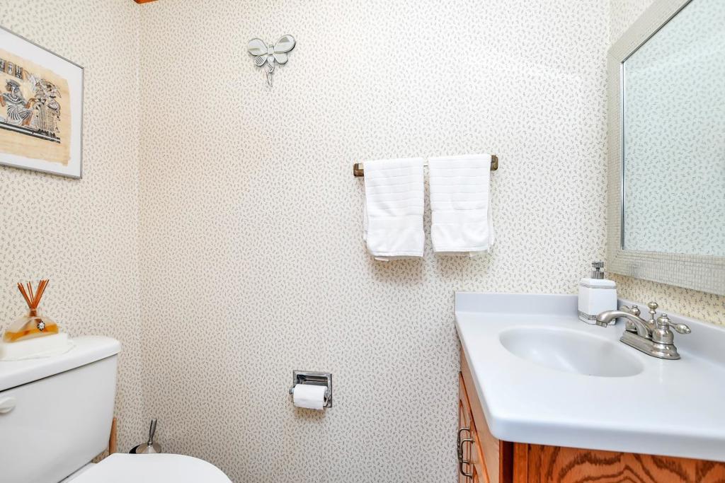 2353 Silver Creek Circle Property Photo 20