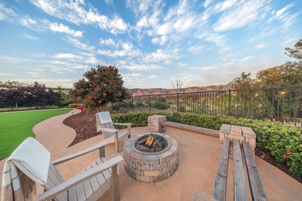 2365 Glen Creek Court Property Photo 73