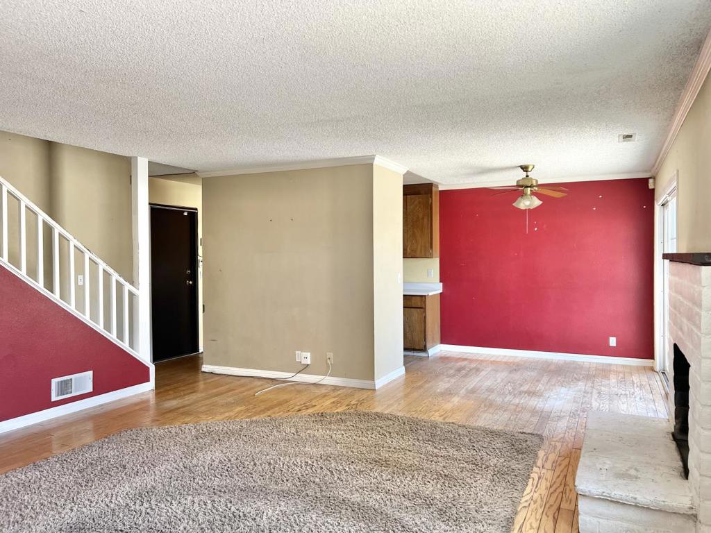 672 Alvarado Court Property Photo 3