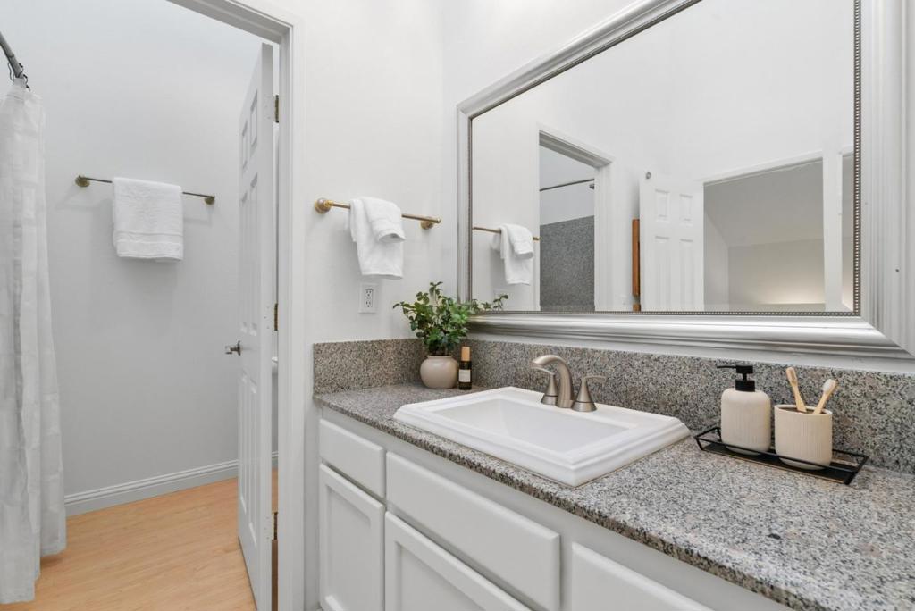 2701 Subec Lane Property Photo 33