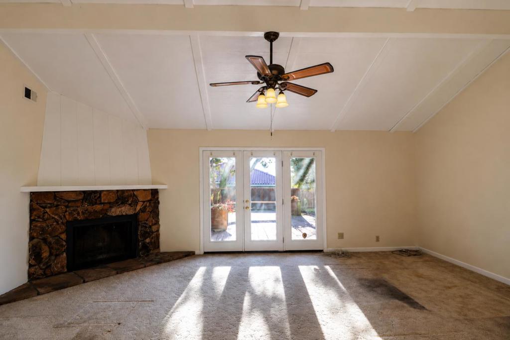 100 El Dorado Drive Property Photo 7