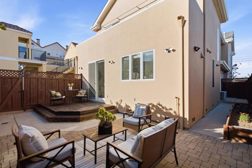 17101712 Gum Street Property Photo 37