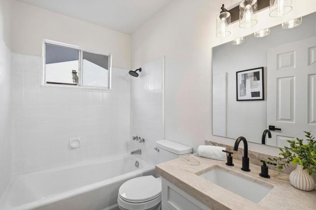 6250 Lillian Way Property Photo 23