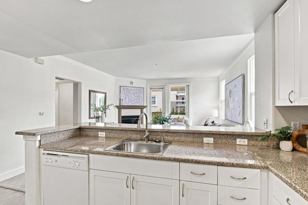 20488 Stevens Creek Boulevard 2211 Property Photo 11