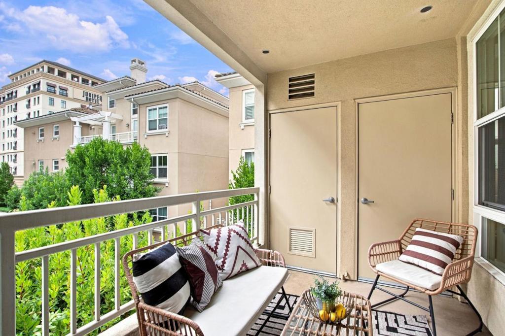 20488 Stevens Creek Boulevard 2211 Property Photo 25