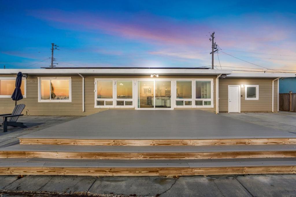 204 Shoreview Avenue Property Photo