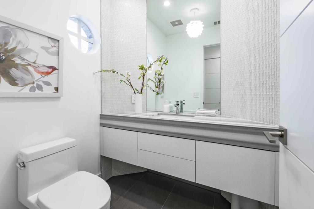 15 Woodleaf Avenue Property Photo 12