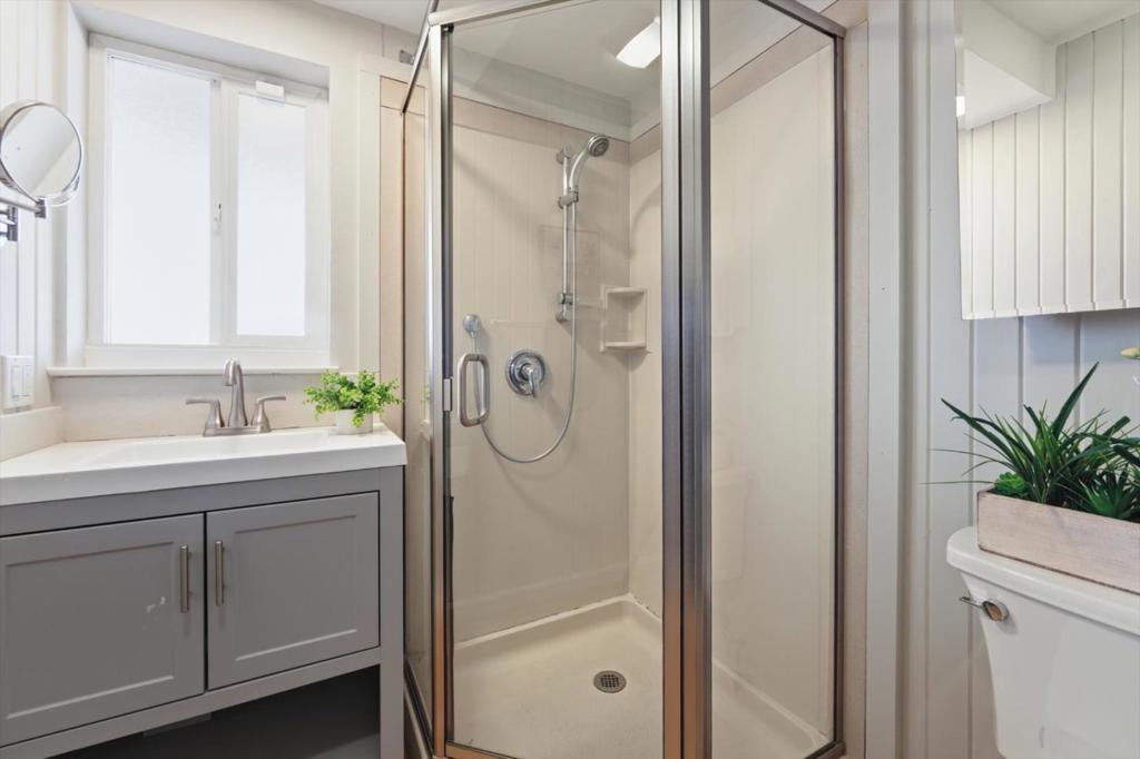 705 Alsace Loraine Avenue Property Photo 38