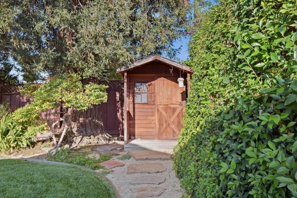 2286 Lansford Avenue Property Photo 42