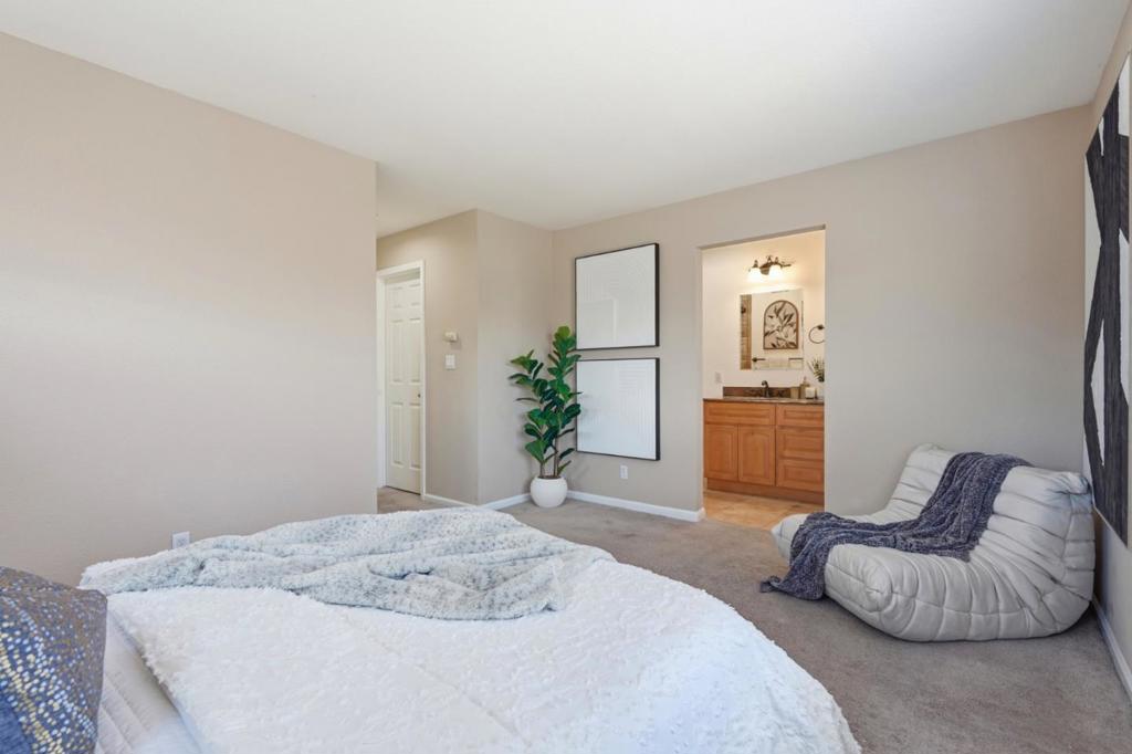 2227 Gadwall Court Property Photo 13