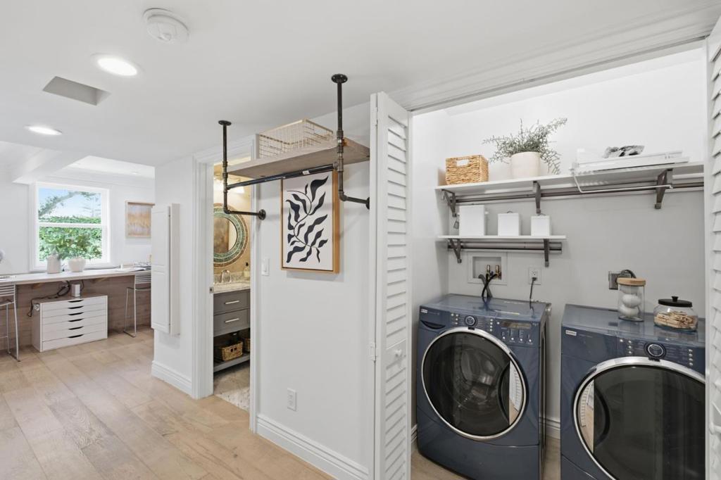 1817 Bayview Avenue Property Photo 32