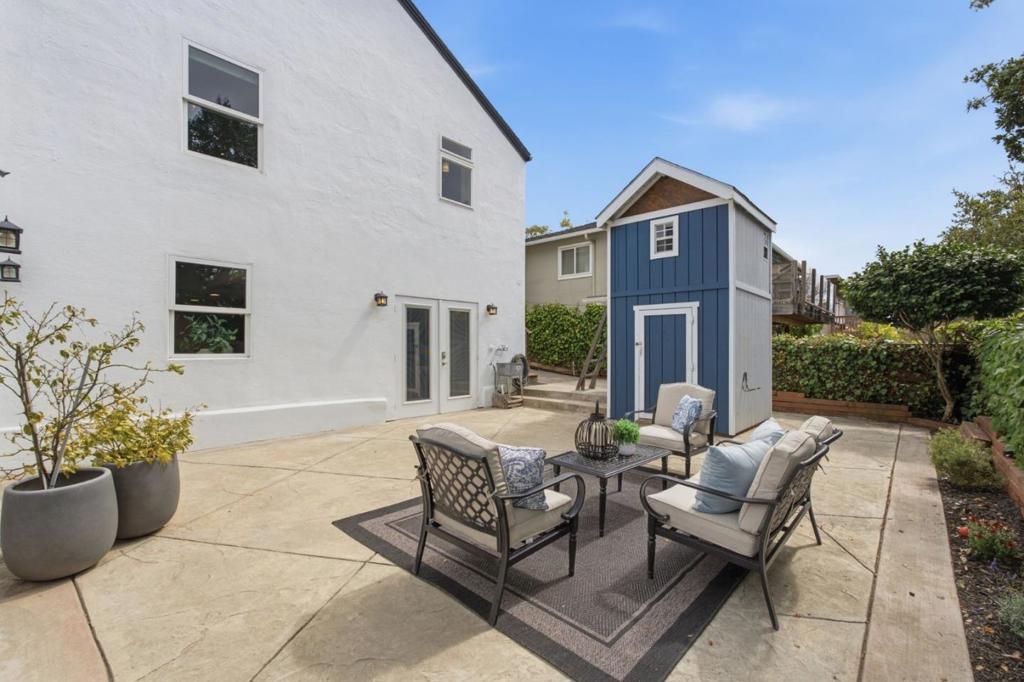 1817 Bayview Avenue Property Photo 36