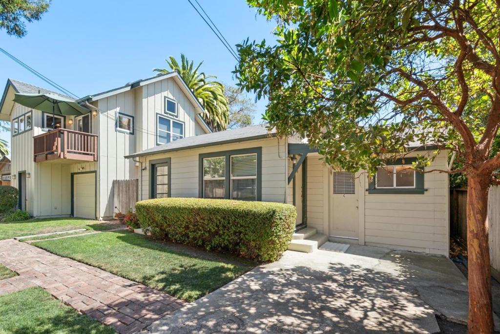516 Capitola Avenue Property Photo 25