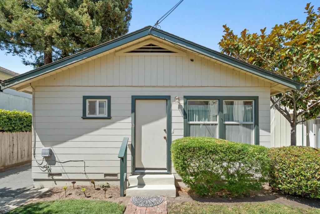 516 Capitola Avenue Property Photo 32