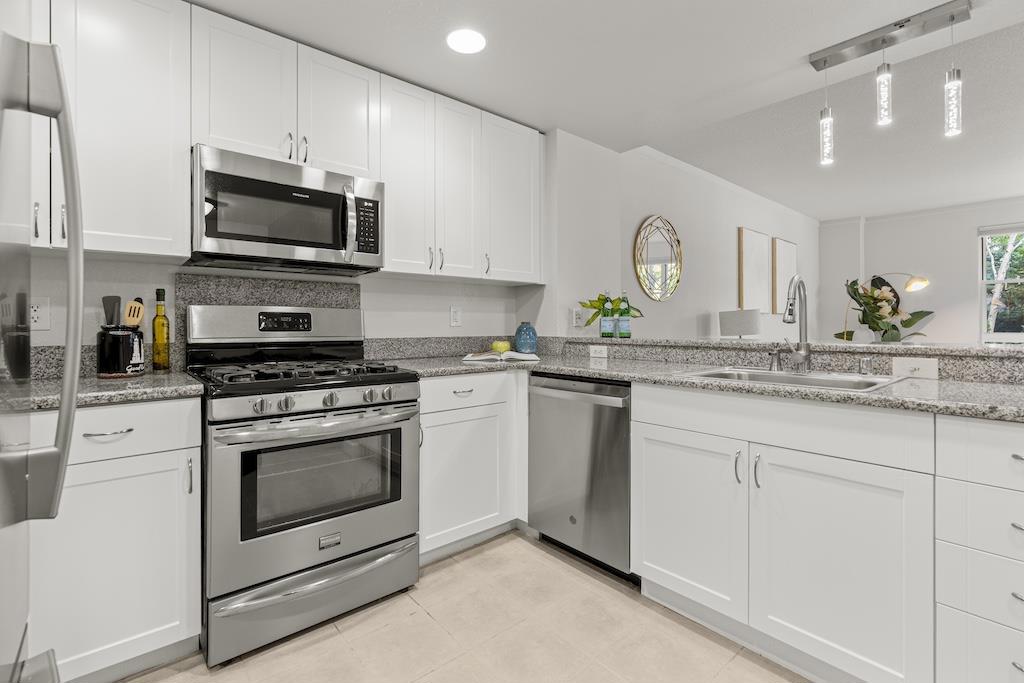 20488 Stevens Creek Boulevard 1114 Property Photo 6