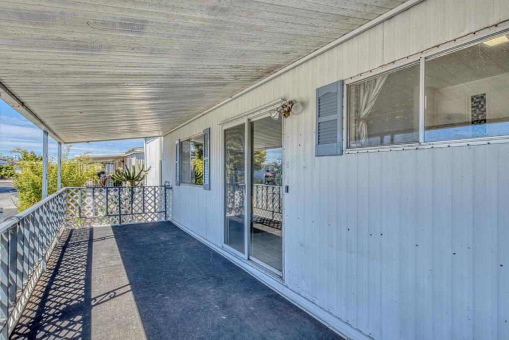 150 Kern Street 37 Property Photo 17