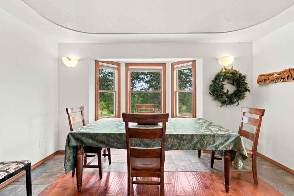 19177 Hollow Lane Property Photo 24