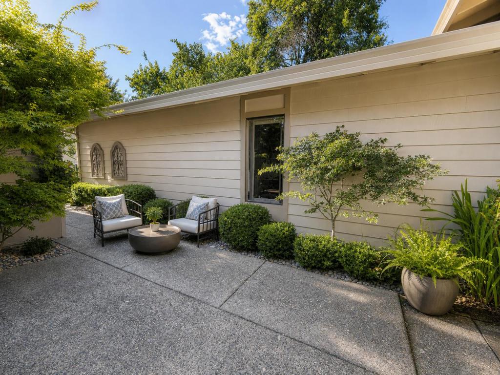 7020 Via Cielo Property Photo 4