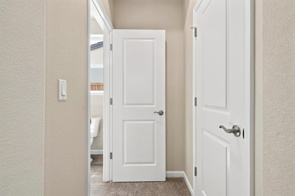 748 Aurora Way Property Photo 27