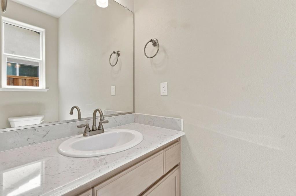 748 Aurora Way Property Photo 28