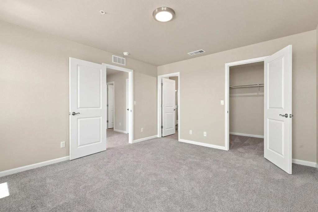 748 Aurora Way Property Photo 32