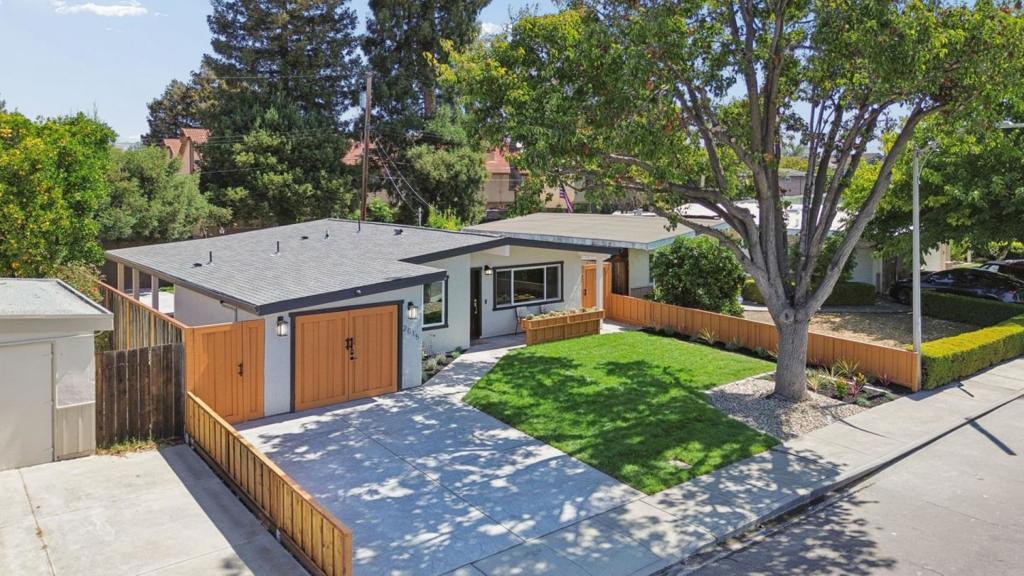 2015 Jackson Street Property Photo 1