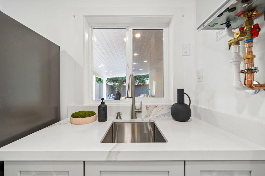 2015 Jackson Street Property Photo 37