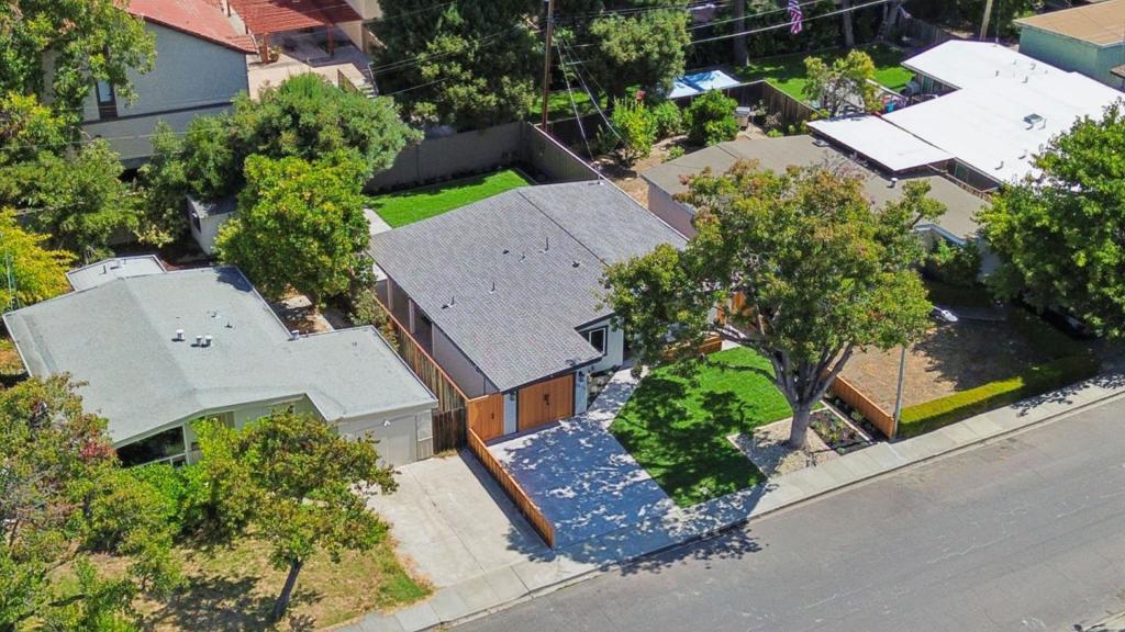 2015 Jackson Street Property Photo 46
