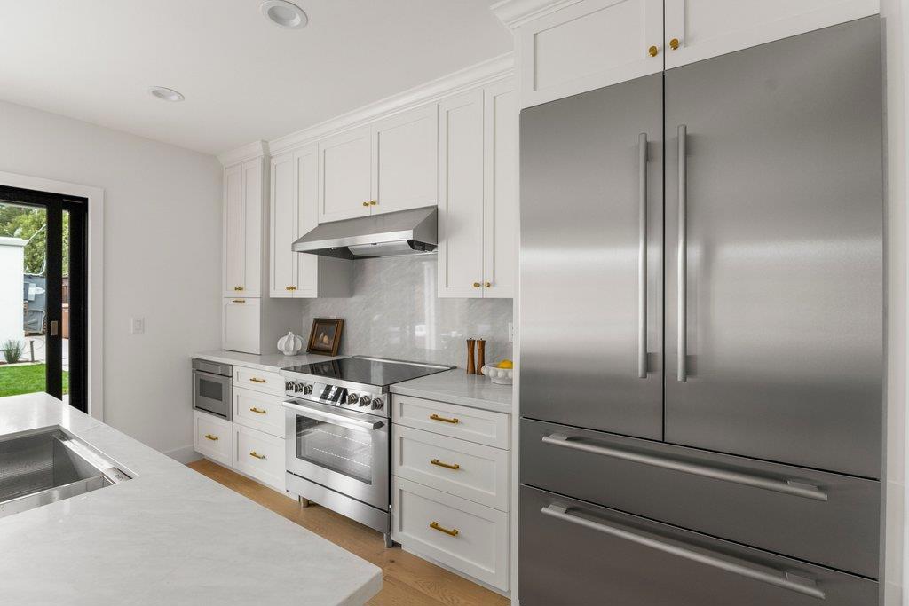 562 Palm Avenue Property Photo 18
