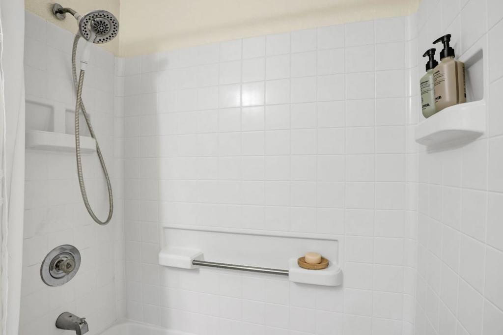 132 Amesport Property Photo 26