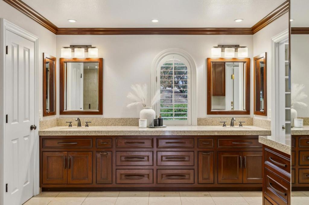 14950 Gypsy Hill Road Property Photo 22