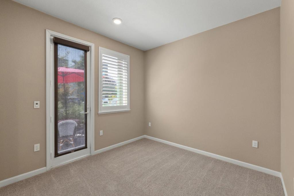 133 Llano De Los Robles Avenue 3 Property Photo 8