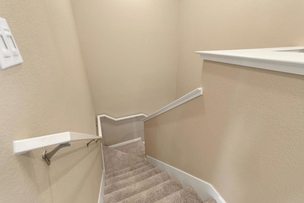 133 Llano De Los Robles Avenue 3 Property Photo 26